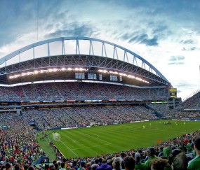 开云体育入口 -今晚澳网前瞻：布鲁诺·费尔南德斯伤情更新，本菲卡冲击逆转纪录