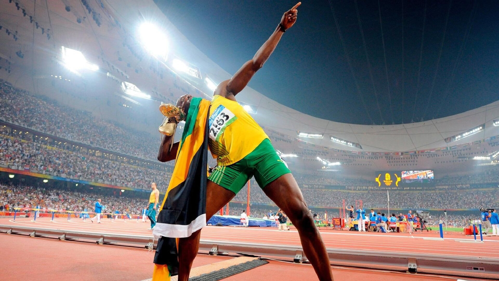 姆巴佩回归赛场，挺进下一轮首场状态亮眼，掘金观众沸腾！